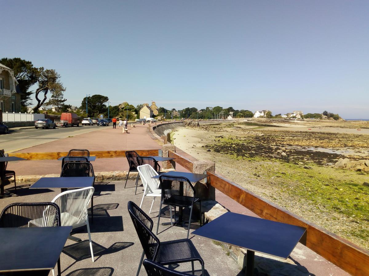 Grand Hotel De Port Blanc Penvénan Exteriör bild