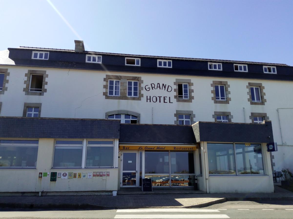 Grand Hotel De Port Blanc Penvénan Exteriör bild